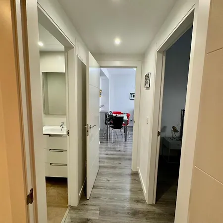 Céntrico Piso De 2 Appartamento *